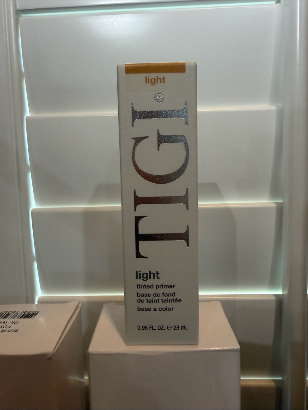 TIGI Light Tinted Primer - Light